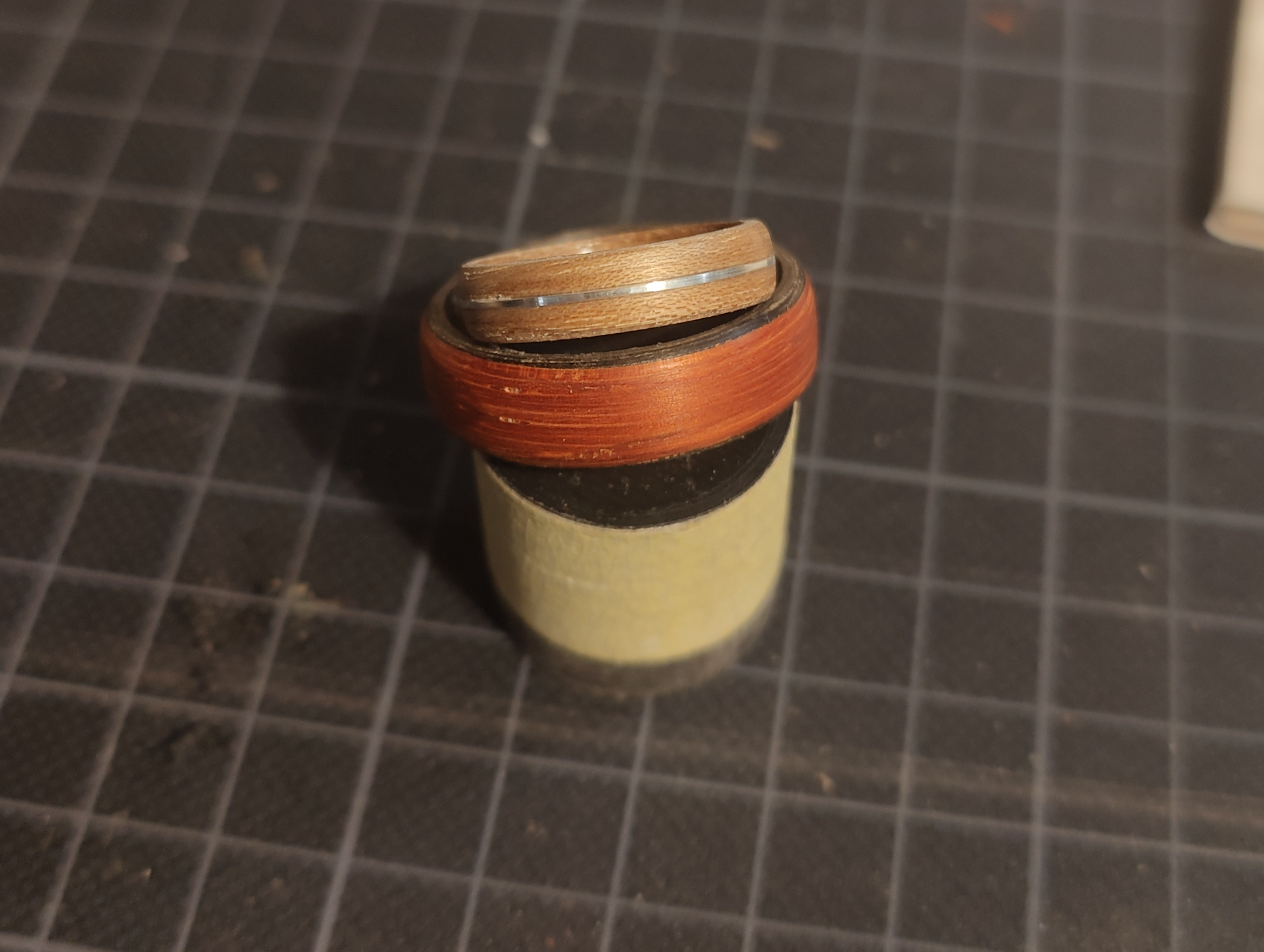 Bagues en bois